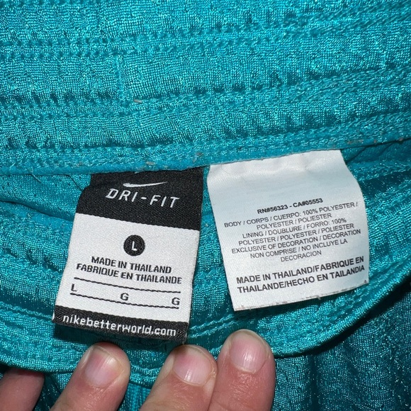 Nike Dri-Fit Training Shorts in Teal and Purple - Picture 4 of 4